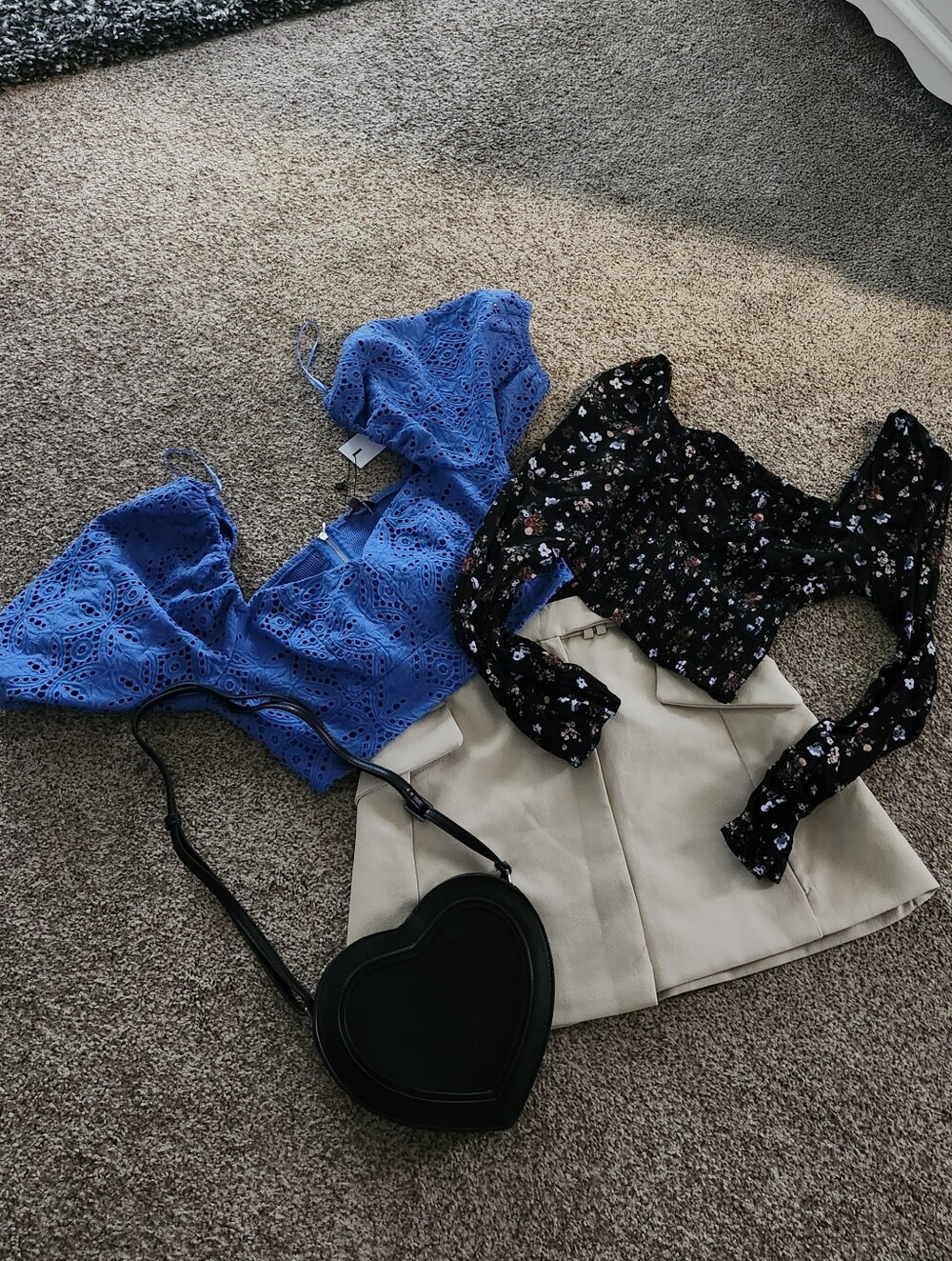 4 Piece Bundle Blue (L) Black (M) Skirt M $22 Black Heart Purse